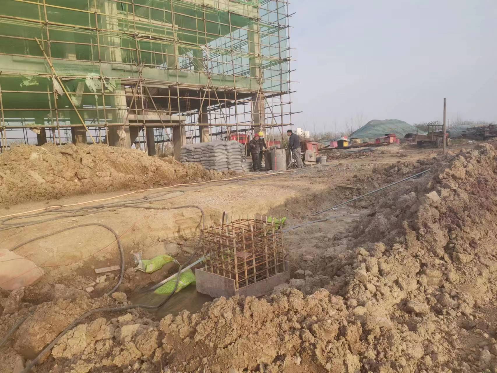 舞阳当桥梁出现裂缝的时候应该及时加固修补